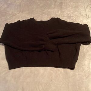 Black crop sweater 